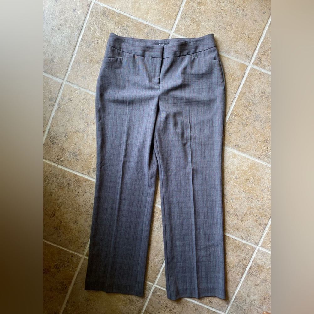 NWOT Alfani - Woman’s gray/burgundy small plaid straight leg trousers, Size: 8P